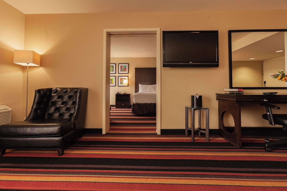 clarion hotel new orleans airport and conference center