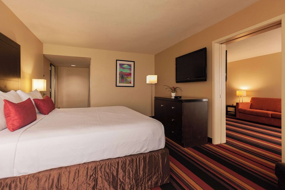 clarion hotel new orleans airport and conference center