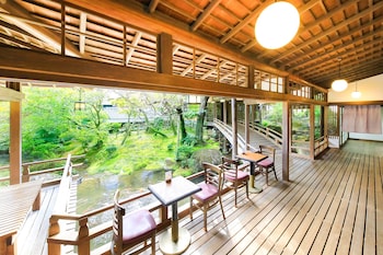izu