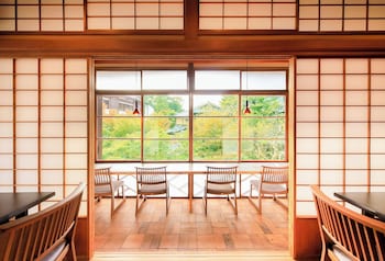 izu
