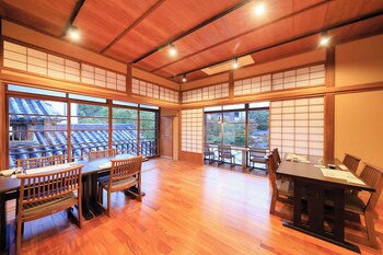 izu