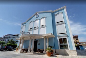 hotel seccy boutique art and museum