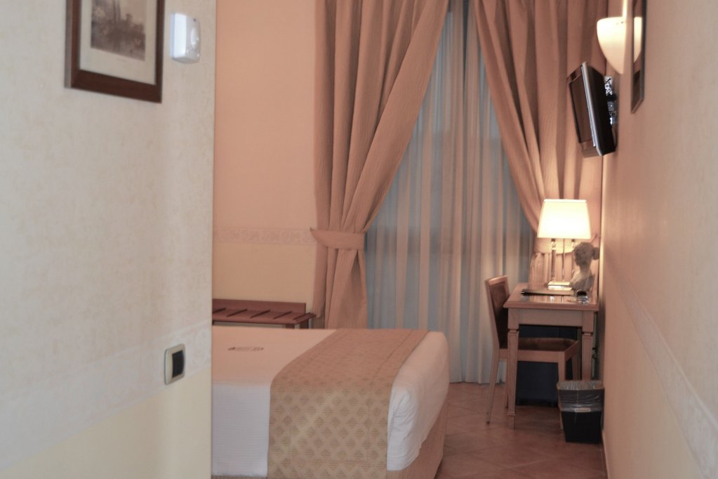 Hotel Seccy Boutique Art & Museum,Rome>>Fiumicino,4 star