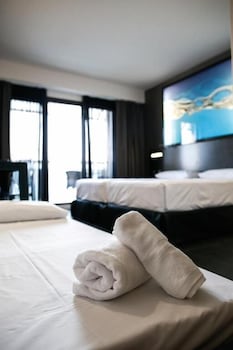 4us la manga vip hote