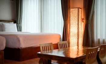 jeonju wangyijimil hanok hotel