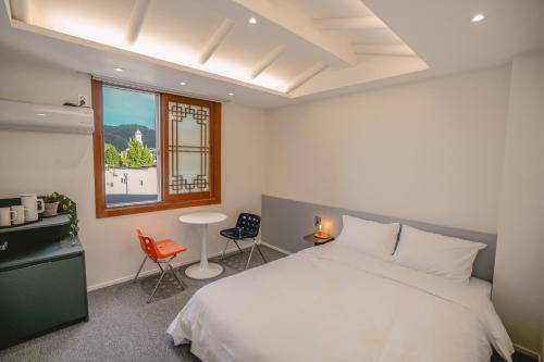 hotelarrive jeonju sihwayeonpung