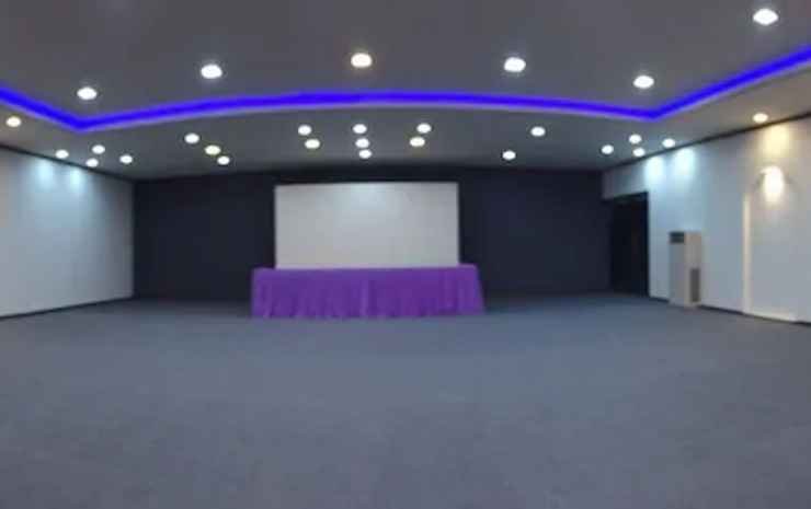 roomquest chonburi phanat nikhom