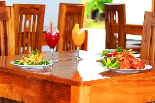 rivonway hotel and tours polonnaruwa