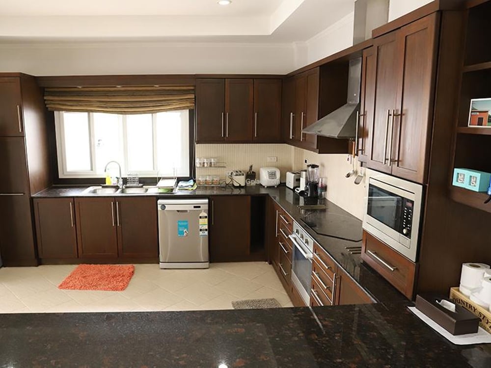 punika pool villa hua hin