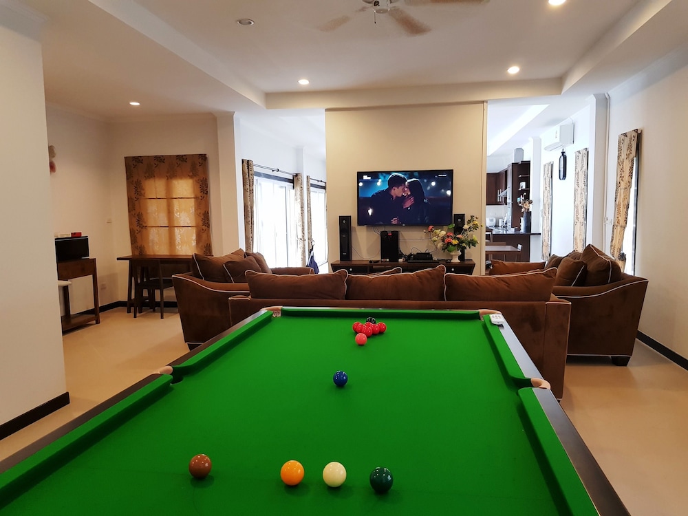 punika pool villa hua hin