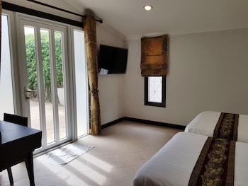 punika pool villa hua hin