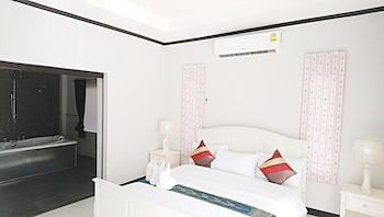 punika pool villa hua hin