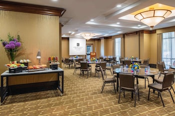 embassy suites by hilton sacramento riverfront promenade