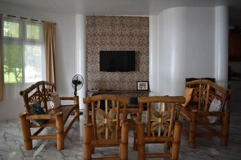 seaside travelers inn by camiguin island home