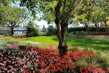 radisson blu vancouver airport hotel and marina