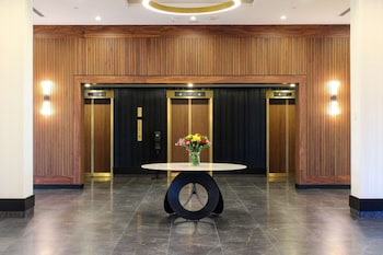 radisson blu vancouver airport hotel and marina