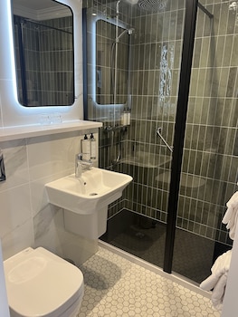 waterloo townhouse and suites