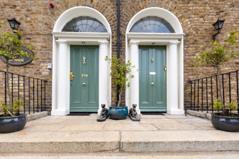waterloo townhouse and suites