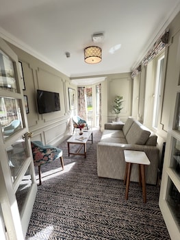 waterloo townhouse and suites