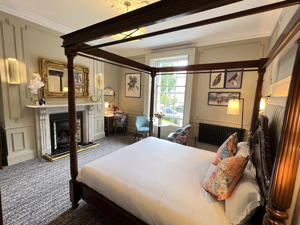 waterloo townhouse and suites
