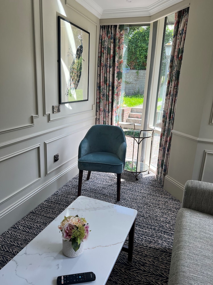 waterloo townhouse and suites