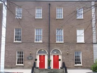 waterloo townhouse and suites