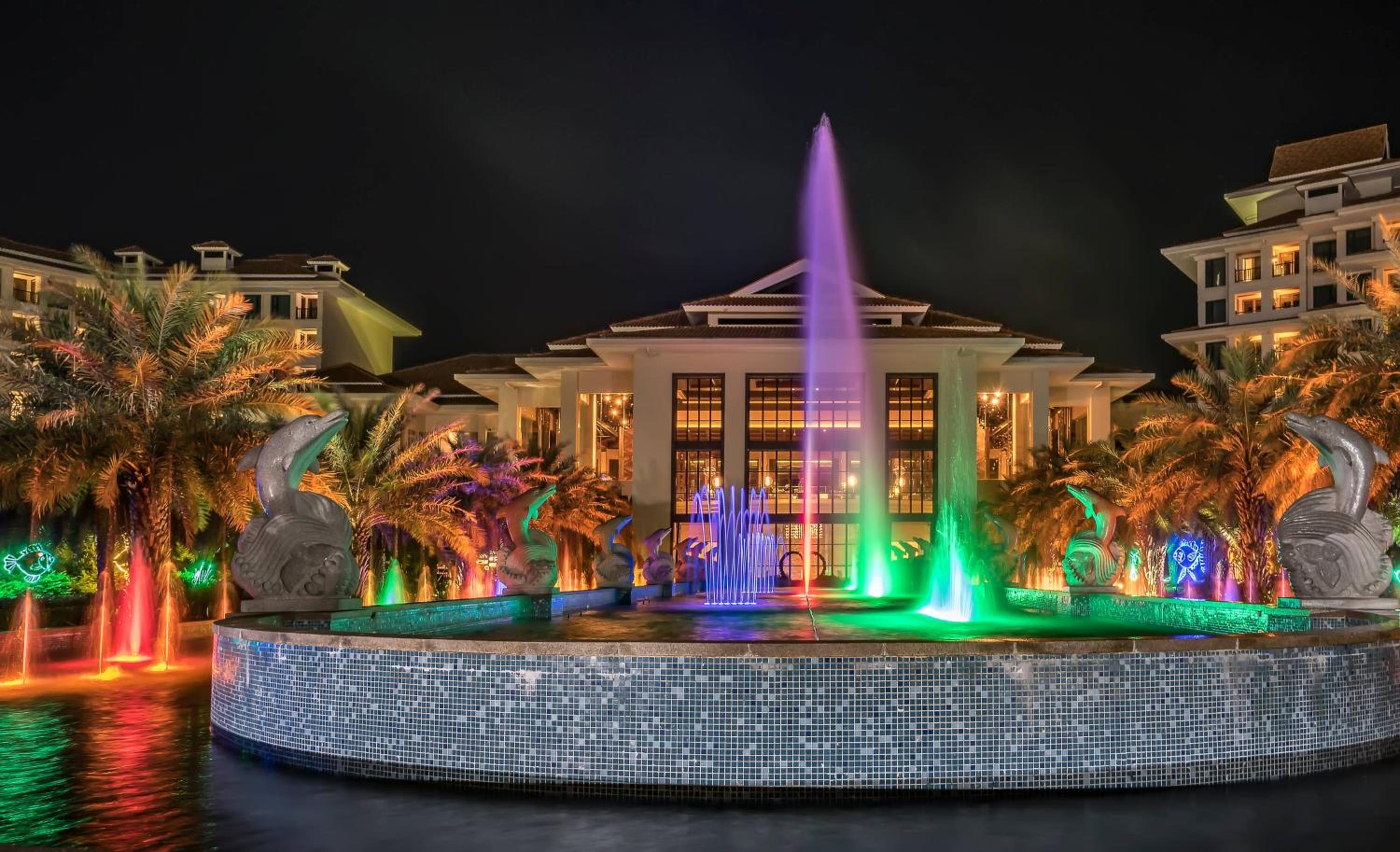 regal palace derucci resort