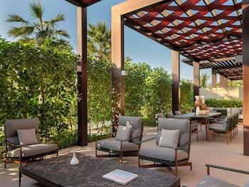 banyan tree dubai at bluewaters