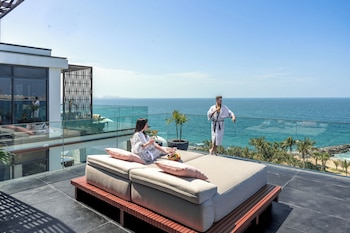 banyan tree dubai at bluewaters