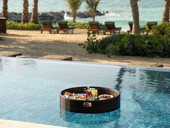 banyan tree dubai at bluewaters