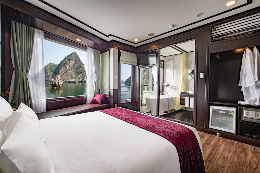 ha long