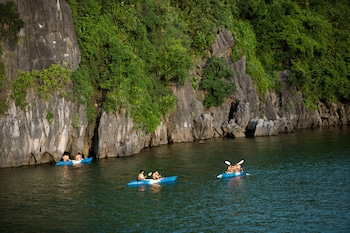 peony cruises
