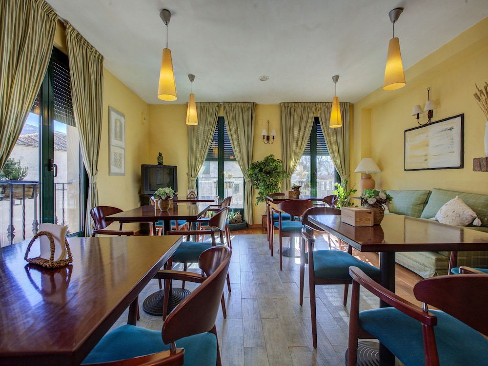 hostal la chata by vivere stays