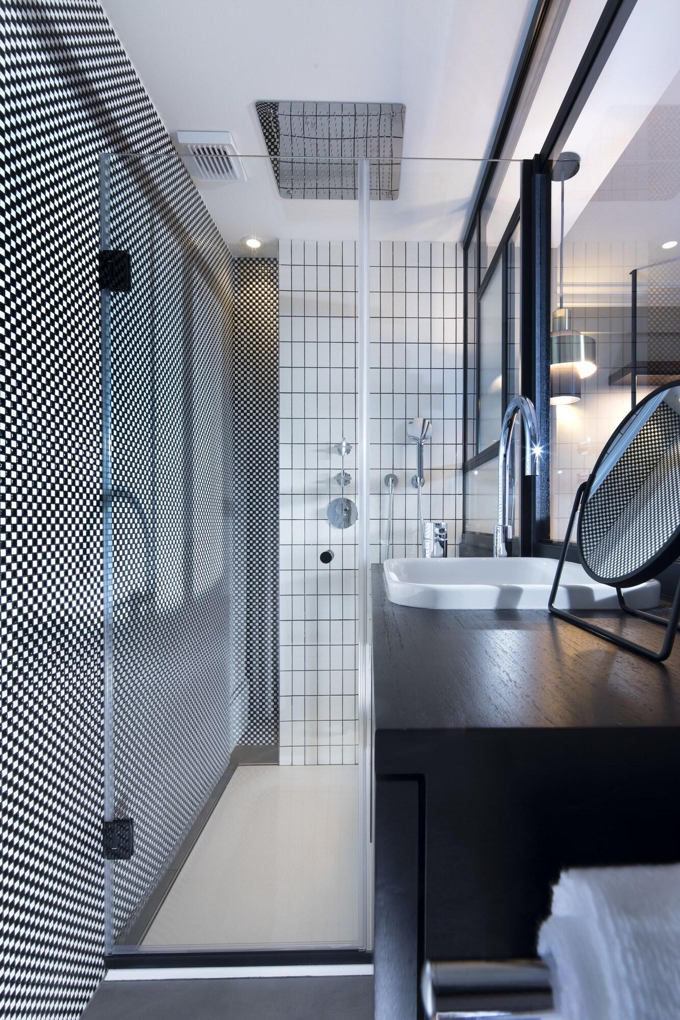 maison elle paris etoile