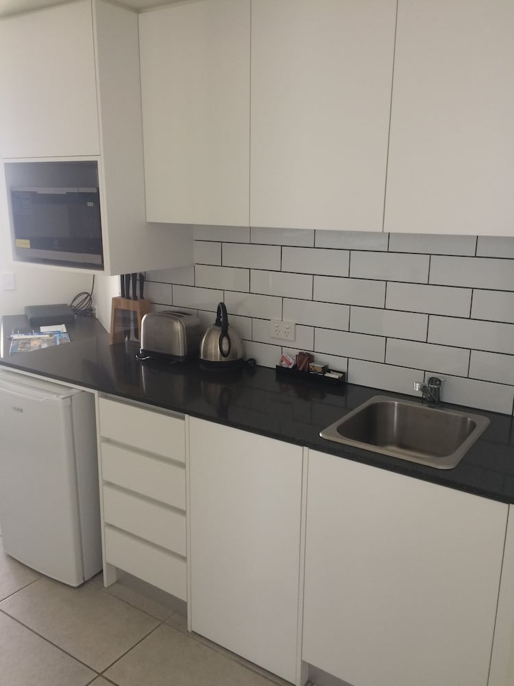 property vine north shore kawana and waterline