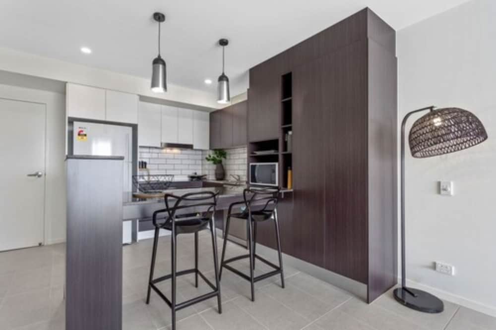 property vine north shore kawana and waterline