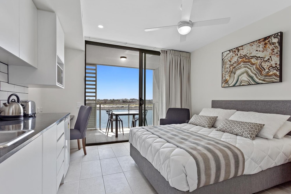 property vine north shore kawana and waterline