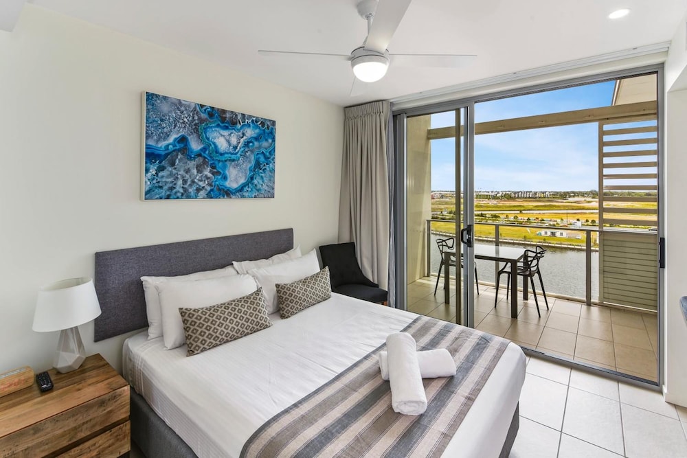 property vine north shore kawana and waterline