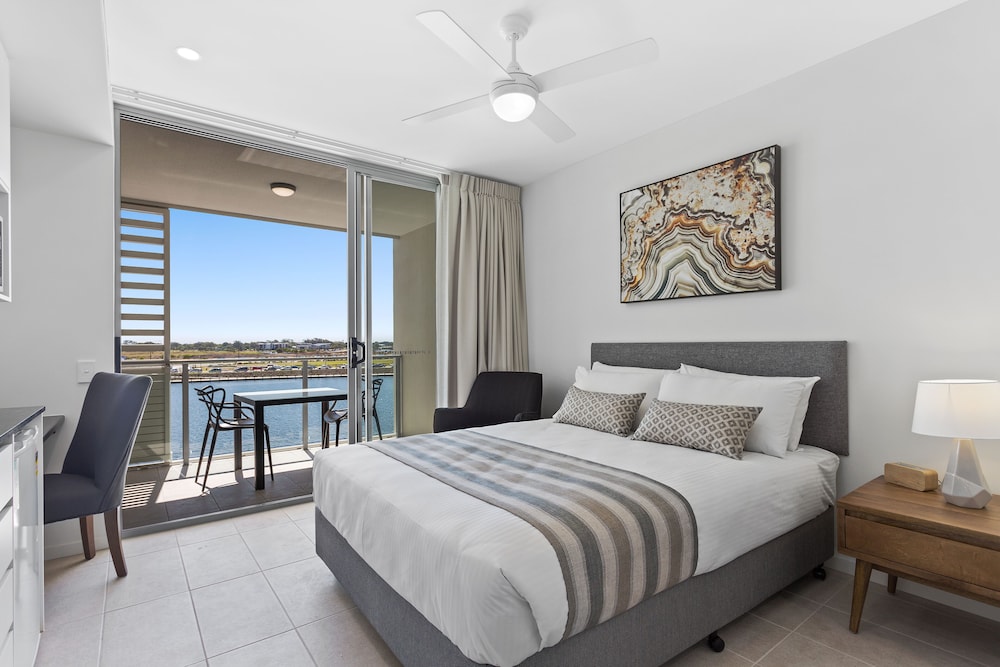 property vine north shore kawana and waterline
