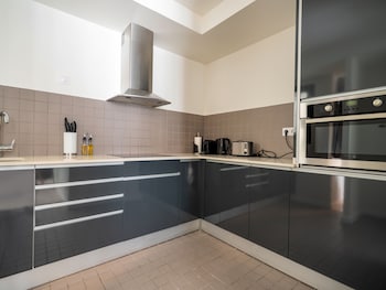 limehome barcelona rector triado