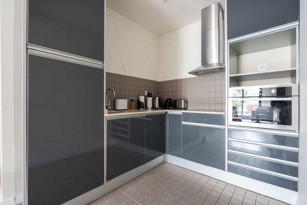 limehome barcelona rector triado
