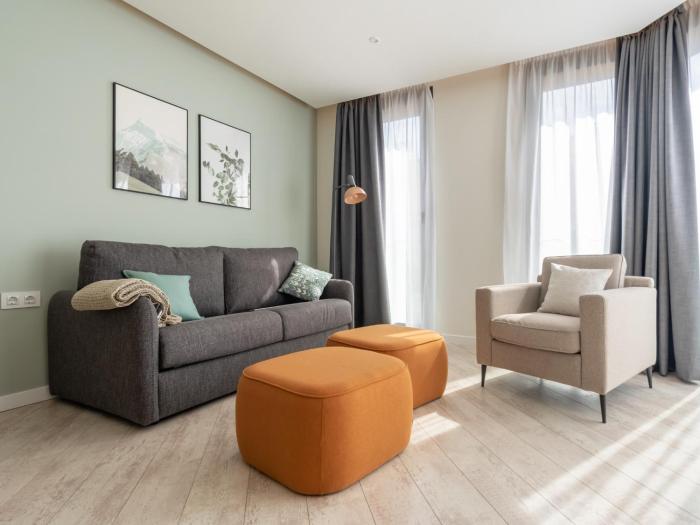 limehome barcelona rector triado