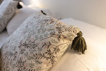 la maison blanche apparthotels climatises de charme chic and cosy centre ville