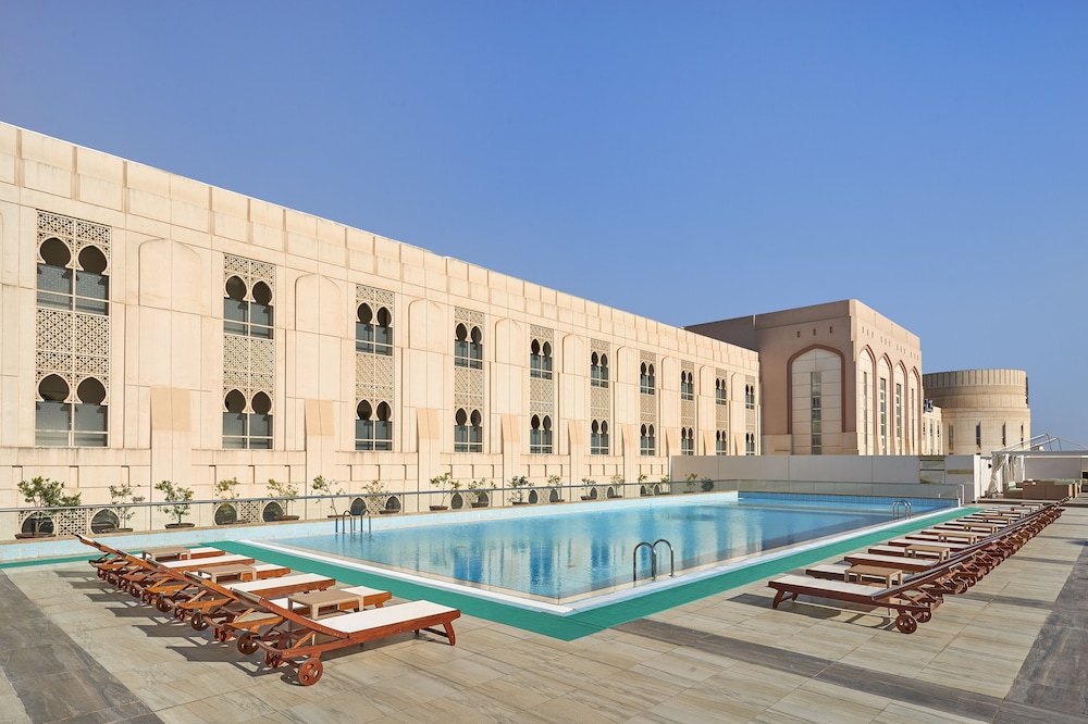 salalah gardens hotel managed by safir hotels and resorts