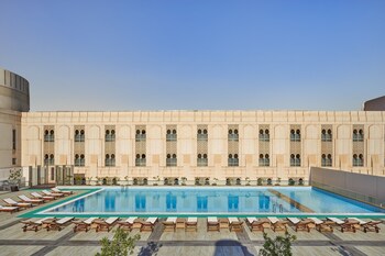 salalah gardens hotel managed by safir hotels and resorts