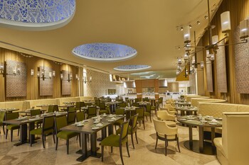 salalah gardens hotel managed by safir hotels and resorts