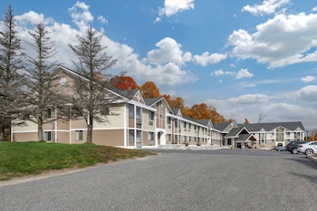 comfort inn and suites montpelier berlin