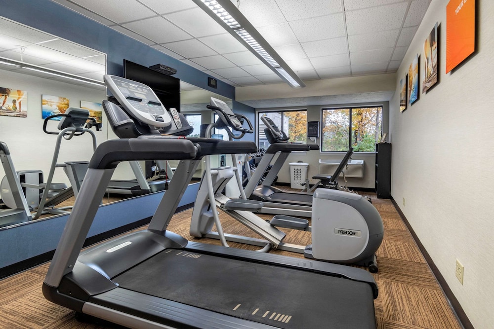 comfort inn and suites montpelier berlin