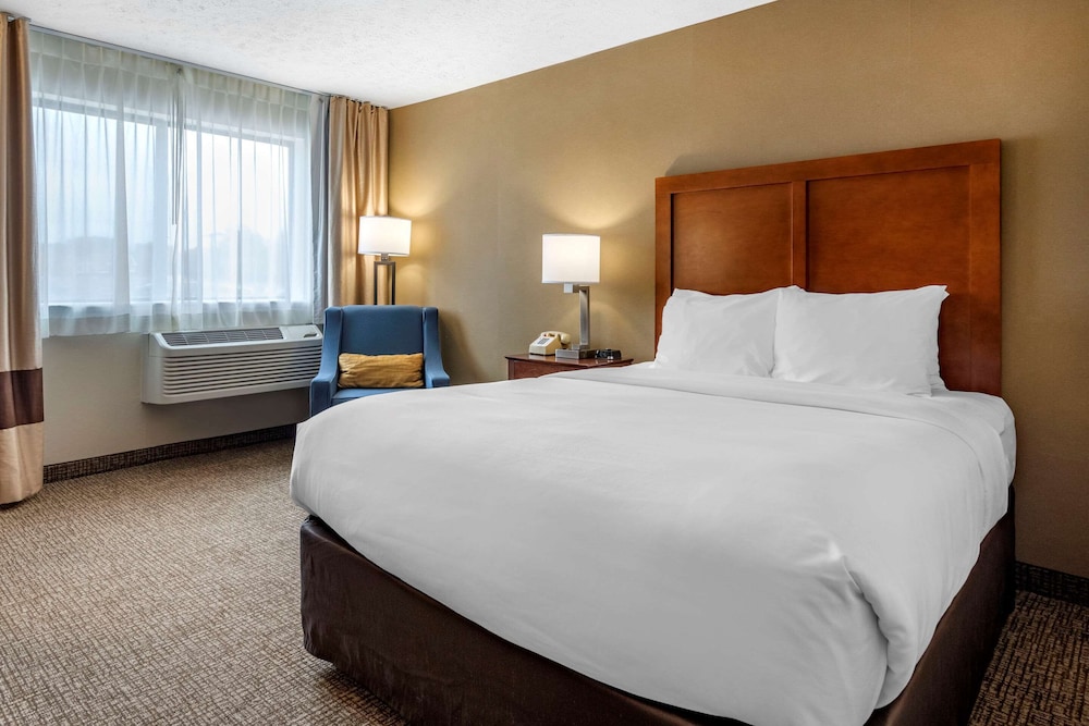 comfort inn and suites montpelier berlin