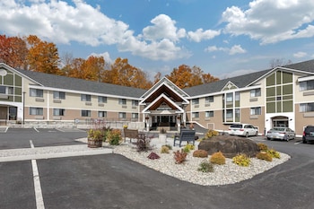 comfort inn and suites montpelier berlin